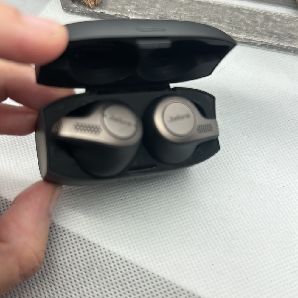 JABRA - Picture 4 of 4